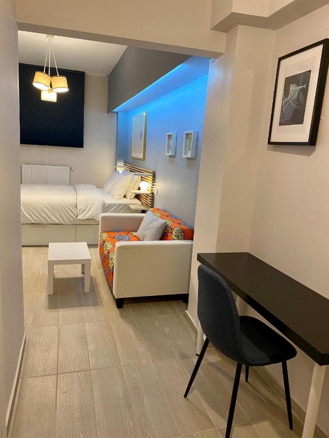 For A Genuine Athenian Homestay! Esterno foto