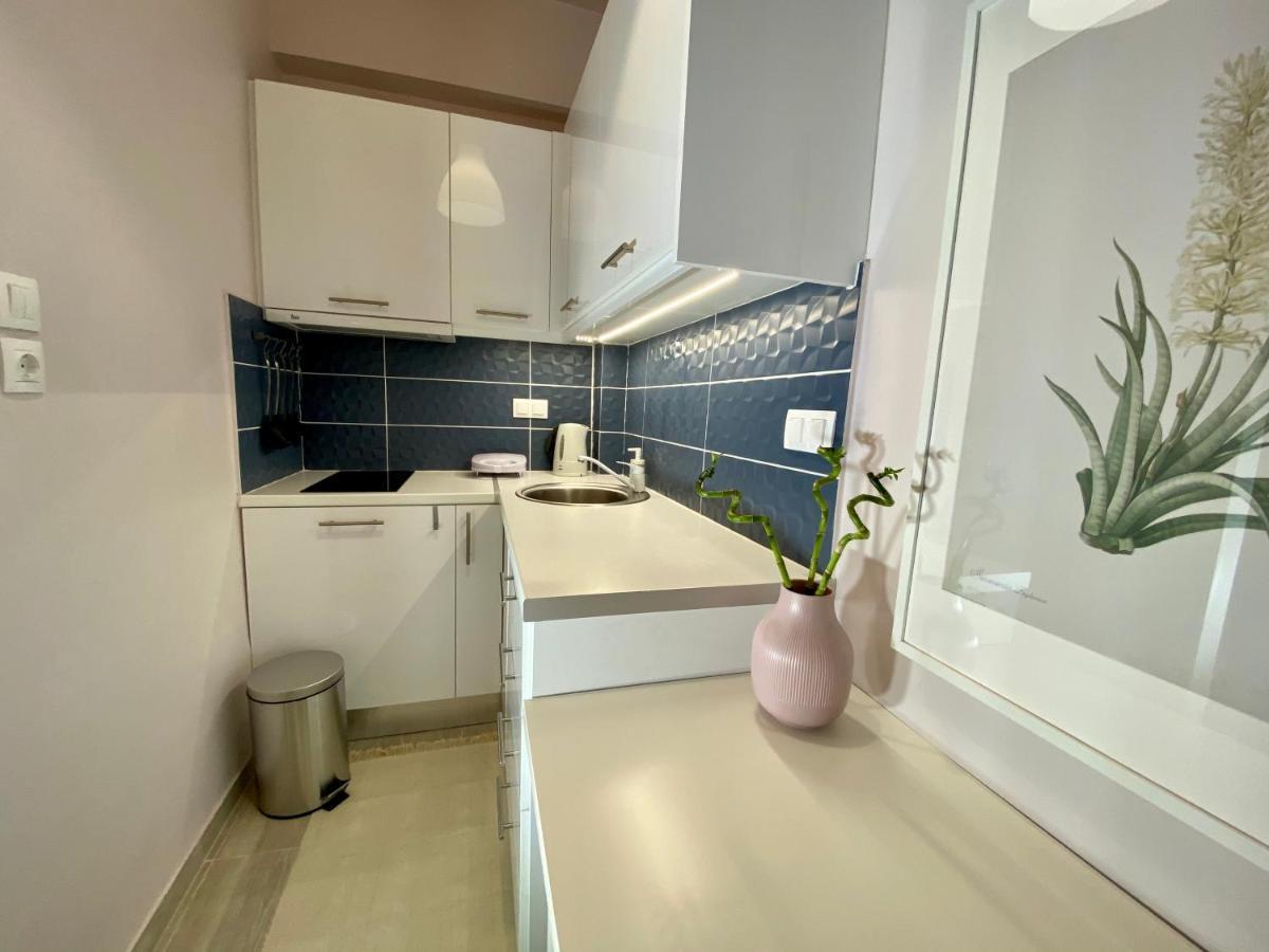 For A Genuine Athenian Homestay! Esterno foto